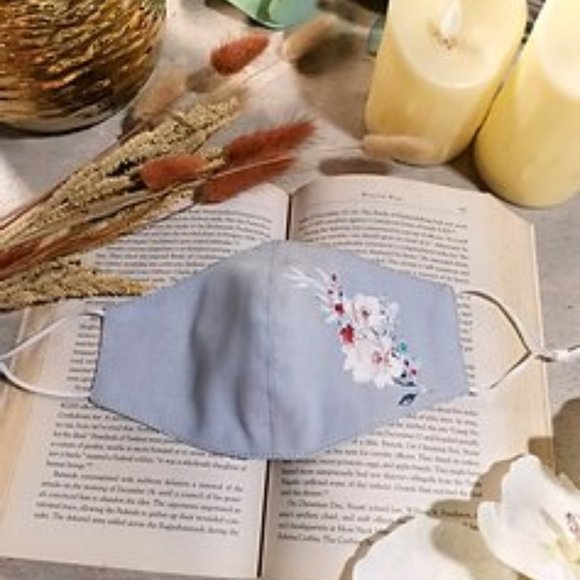 Blue Painted Linen Mask w/ pocket for filter| - Picture 3 of 7